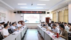 学校副校长肖健到第一附属医院检查药学类本科生生产实习工作