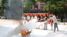 学校组织开展防灾减灾宣传周消防安全培训及应急演练活动