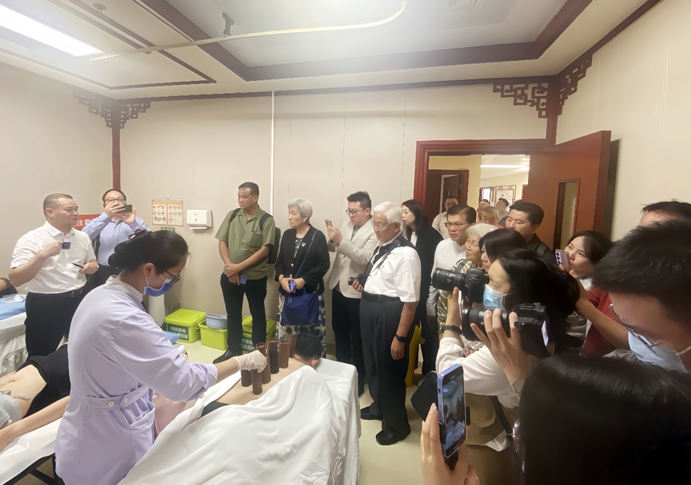 e5beaee4bfa1e59bbee(1)