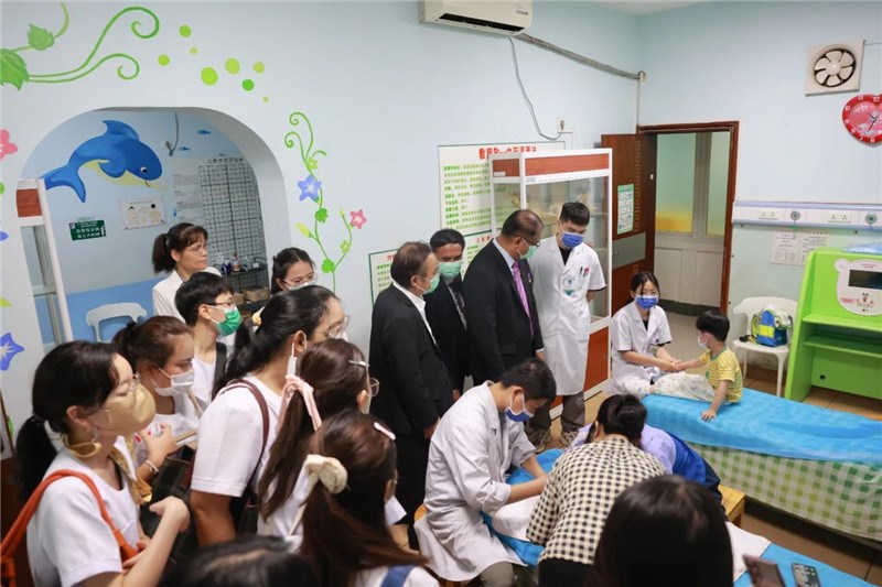 添加图片描述 添加图片描述