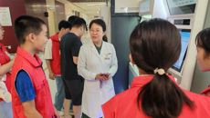 “壮二代”来了！这个暑假，他们是医院里的“小小健康使者”