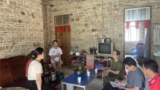 第一临床医学院教学党总支开展“我为群众办实事”暑期家访活动