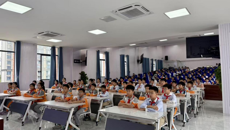 附属国际壮医医院医护走进金龙路小学开展健康宣教活动