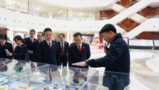 附属国际壮医医院两个党支部与自治区人民检察院两个党支部开展党建翼联暨“宪法宣传”主题党日活动