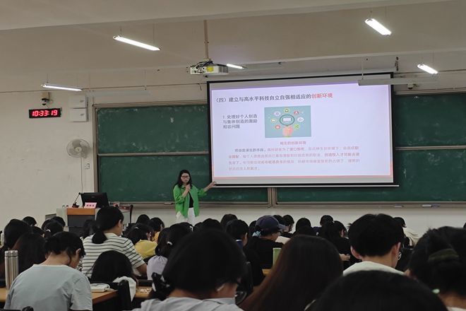 DC4E5AE83468ECD36185633CFD5BF6D7