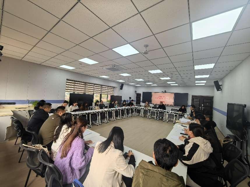 mmexport1736929728656