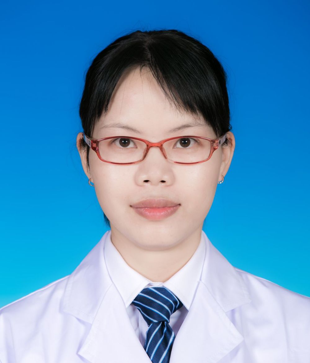 黄敏婷+硕导照片